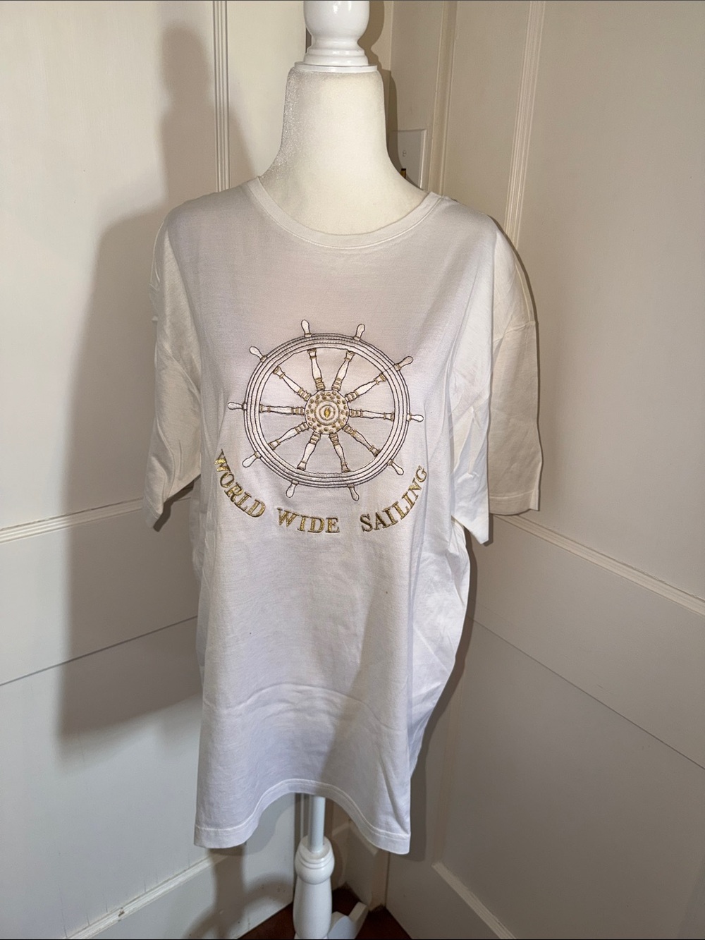 ⭐️ 5/$10 Mondi White Short Sleeve Tee with Nautical Wheel Graphic Gold Script